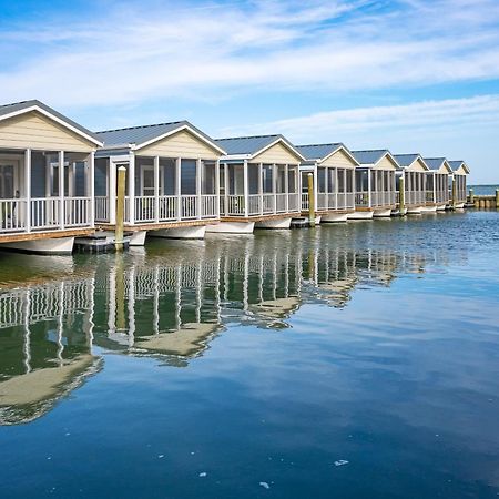Blufin Bungalows & Marina ชินโคทีก ภายนอก รูปภาพ