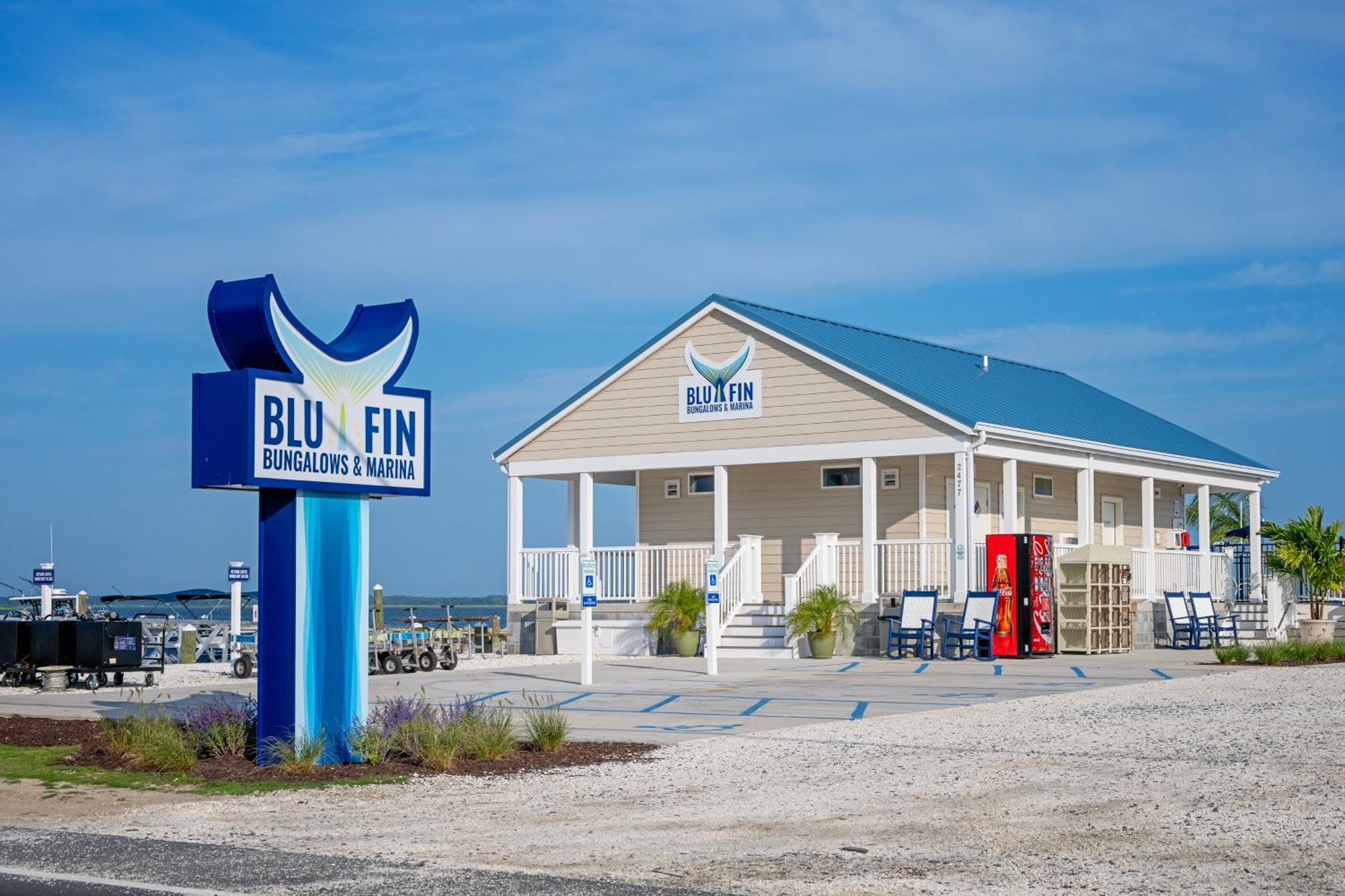 Blufin Bungalows & Marina ชินโคทีก ภายนอก รูปภาพ